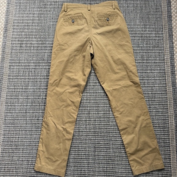 Croft & Barrow Men's Khaki Chinos - Picture 2 of 4